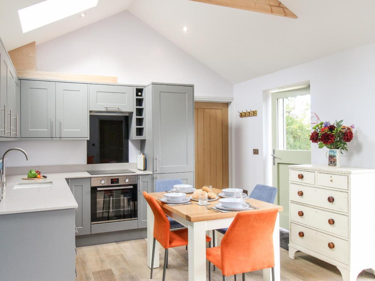Villa The Cosy Cowshed Axminster Exterior foto